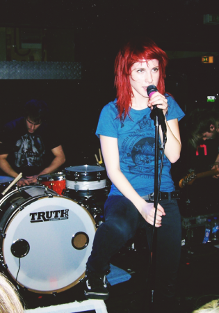 Hayley Nichole Williams <3 #BrittBt!(: